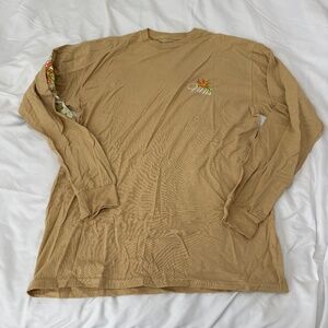 vans long sleeve top  size large   NWOT  details: -classic fit  -graphic on fron